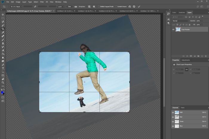 How to Design with Image Cropping: 7 Ideas for Creative Framing